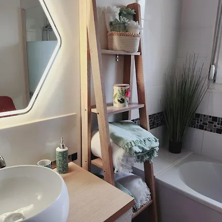 بيت للعطل Le Point Du Jour *